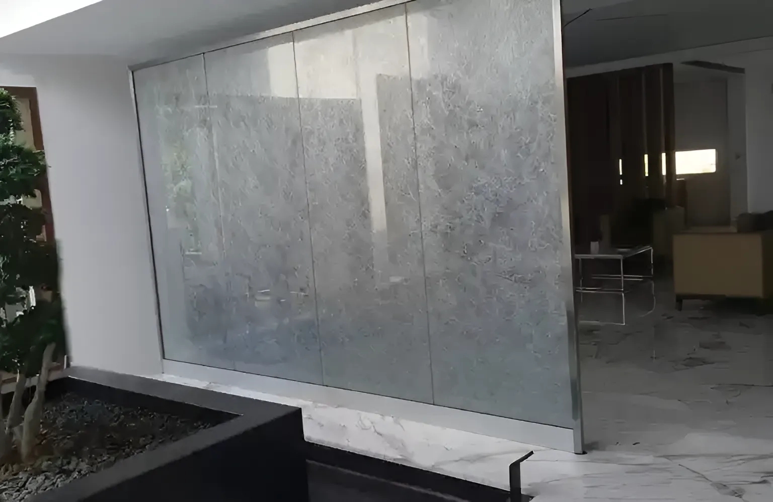 AIS Fabric Laminated Glass by AIS