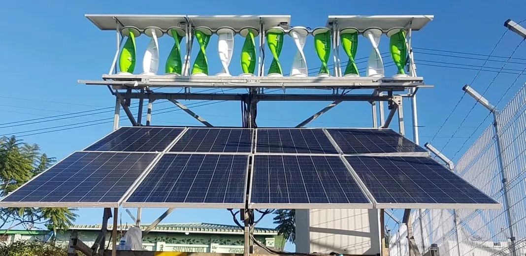 Windstream Towermill Wind and Solar Hybrid Energy System by Windstream