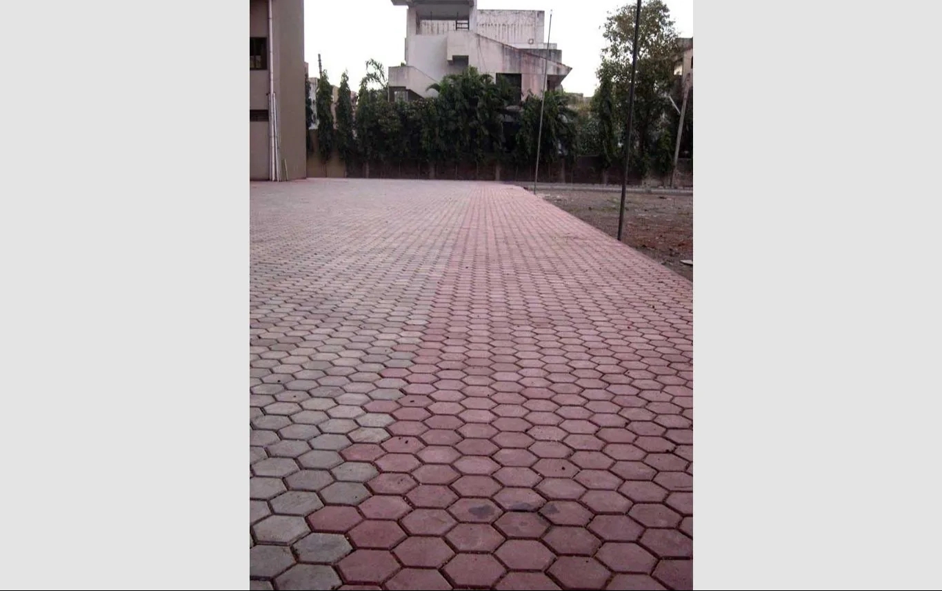 Vyara Trihex Grooves Pavers by Vyara for Open Parking, Driveway, Industrial Floors, Roads 1 2
