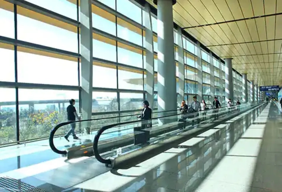 KONE TransitMaster™ 165 Travelator by Kone