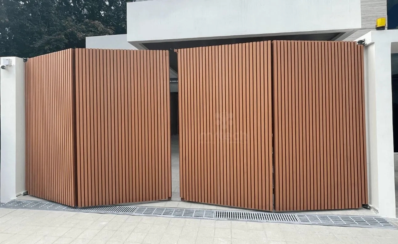Tech Track Bi Folding Automatic Gate by Mr.Tech : Colours available: Brown