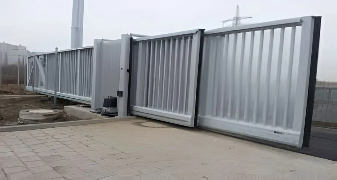 Rana Sliding Gate by Rana : Colours available: Grey