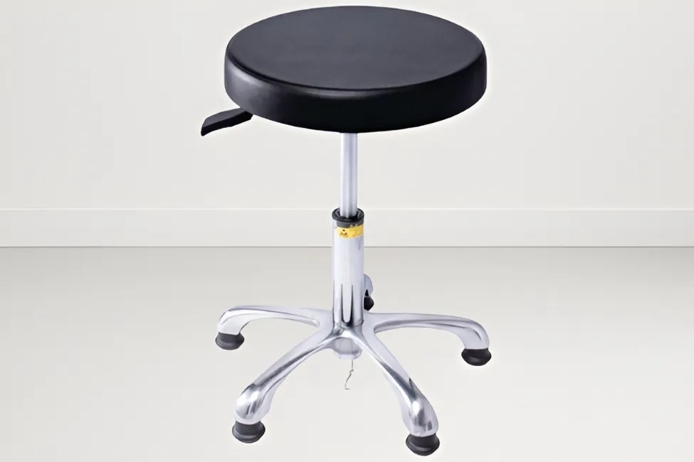 SI Surgical Multipurpose Stool - SIS 3004 by SI Surgical : Colours available: Black