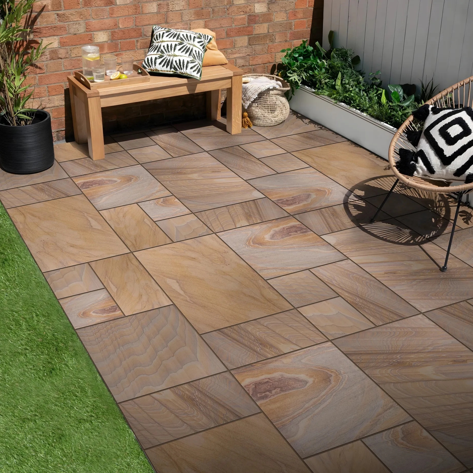Vardman Rainbow Sandstone by Vardman : Colours available: Brown