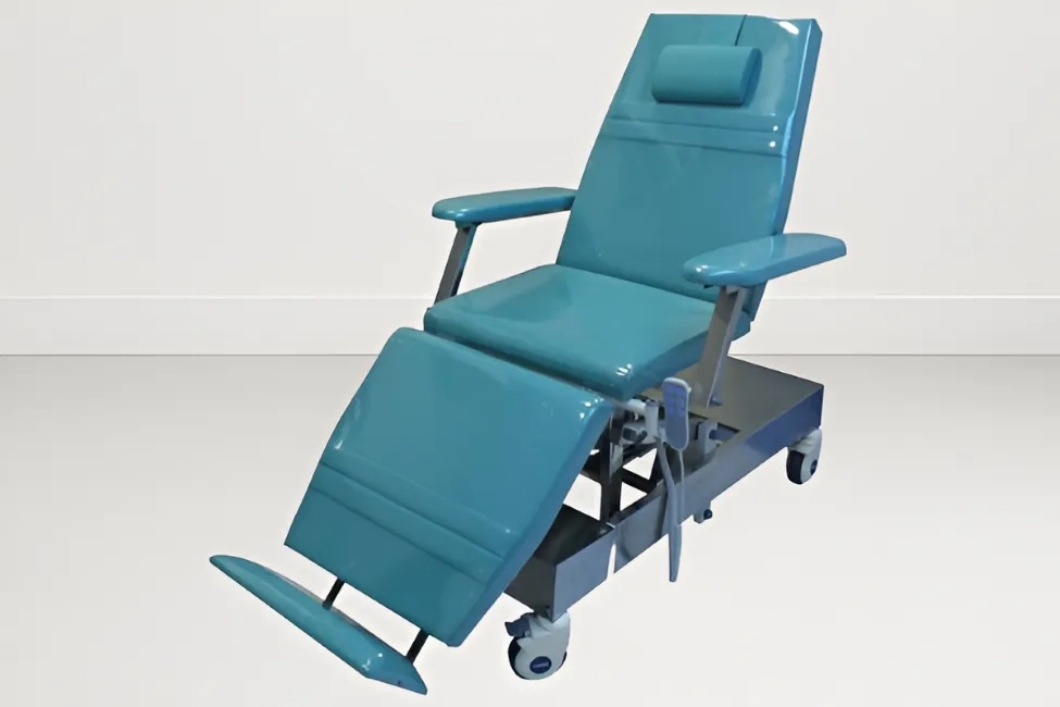 SI Surgical Electric Dialysis Chair SS - 509B by SI Surgical : Colours available: LightSeaGreen