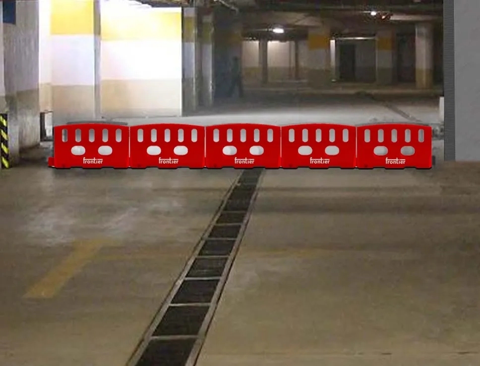 Frontier Road Safety Barricador – 1000 by Frontier for Roads : Colours available: Red 6 5