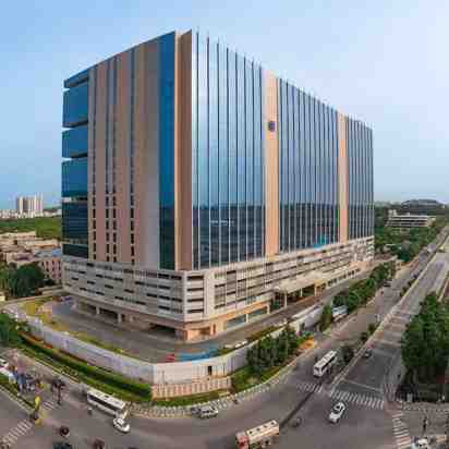 Office Exterior of Phoenix Centaurus