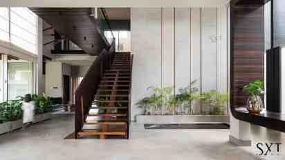 Staircase in Mville Mehroofs Residence