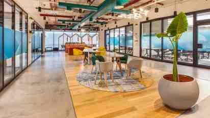Office Lounge in Northern Trust Bank office