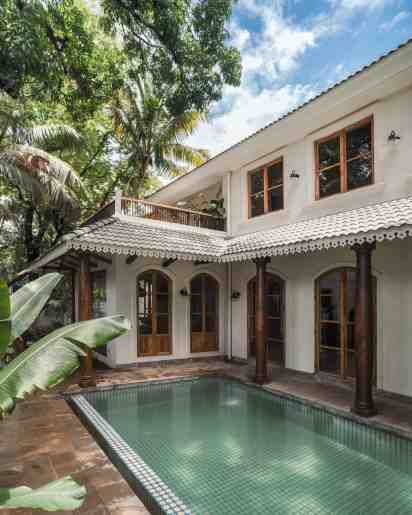 Swimming Pool in Mustard Villa