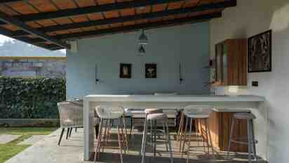 Home Bar in Villa Pugmarks