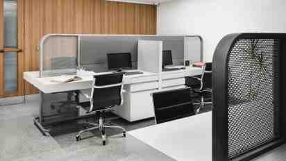Office Workstation in HL Office