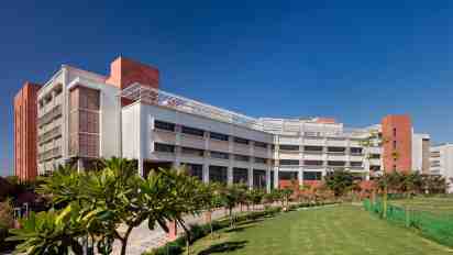 Frontyard in South Asian University