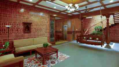 Living Room in White Grooves Residence