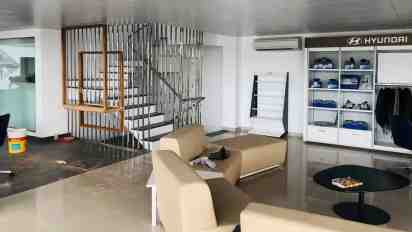 Showroom Interior in Susee Hyundai