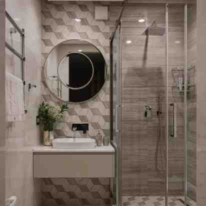Bathroom In DLF Phase 2 Apartment