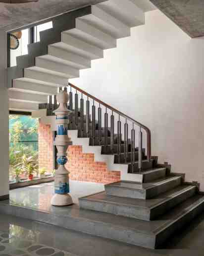 Staircase in The Nest House