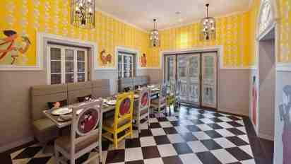 Restaurant Interior in Ballygunge Place