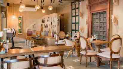 Cafe Interior of Cafe Lambreta video thumbnail