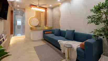 Hospital Reception In Loop Dental Clinic