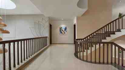 Transitional Space in Bajaj Residence