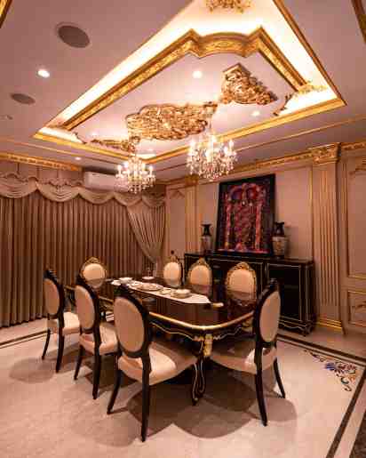 Dining Room in Luxury Residence M