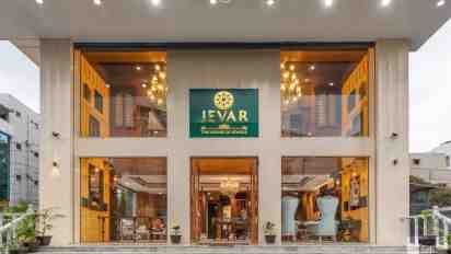 Showroom Exterior of Jevar The House of Jewels