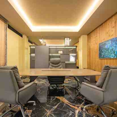 Office Private Cabin in Mr. Rajan Dhingra Executive Office
