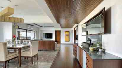 Transitional Space in Chawla Residence
