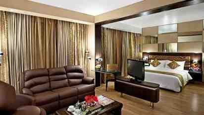 Hotel Room in The Corinthians Hotel