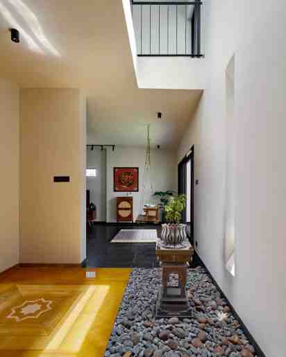 Courtyard in Within Cuboids House