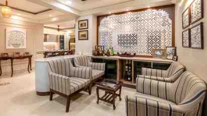 Home Bar in Rosewood Residence
