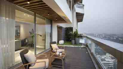 Balcony in Apartment 1603