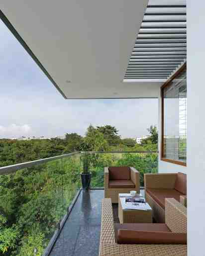 Balcony in Cube House