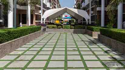 Courtyard in Medipolis Hospital