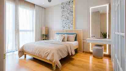 Bedroom in Embassy Lake Terraces video thumbnail