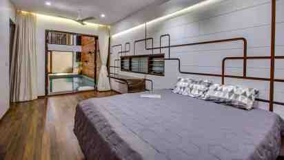 Bedroom in Malar Residence