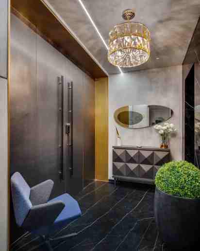 Foyer in Kalro Residence