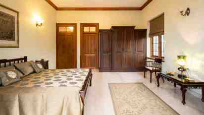 Bedroom in Isaac House