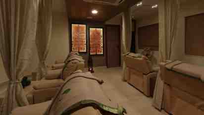 Salon Interior of Oryza