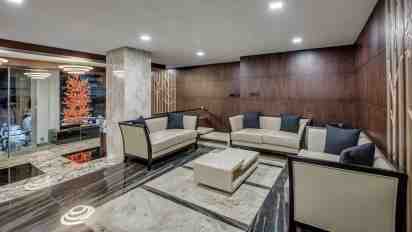 Hotel Lounge in M A Grand