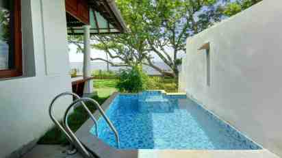 Swimming Pool in Aveda Resort