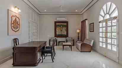 Hotel Lounge in Boheda House
