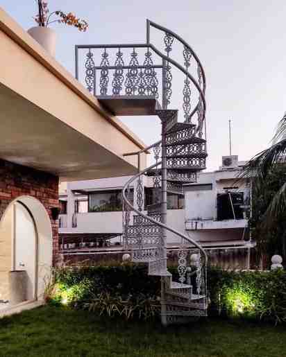 Staircase in Mythilyas Bungalow