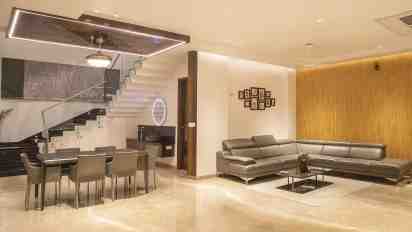 Transitional Space in Jagath Reddy Residence