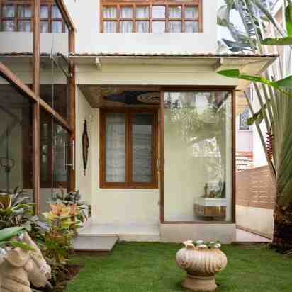 Backyard in Kolam House