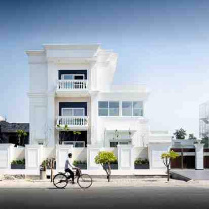 House Exterior in Sapovilla