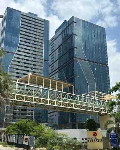 Office Exterior of Phoenix Business Hub