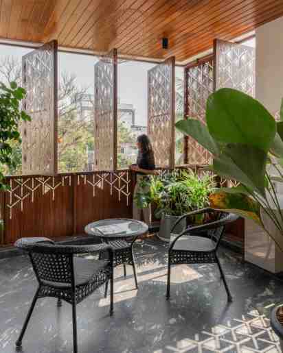 Balcony in Project N170 Residence