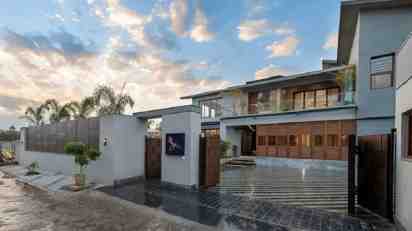 House Exterior of Areliya Residence
